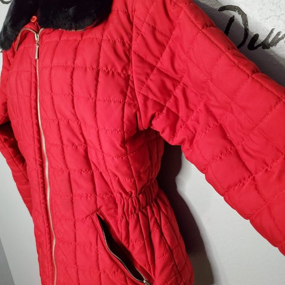 Old School Clothing Co. Red Puffer Coat with Detachable Faux Fur Collar, M - Picture 2 of 12
